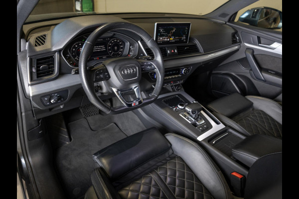 Audi Q5 55 TFSI e quattro Competition 367pk / Panorama dak / Adaptieve cruise control / Stoelverwarming / Dodehoekdetectie / Achtertuitrijcamera / Apple carplay /