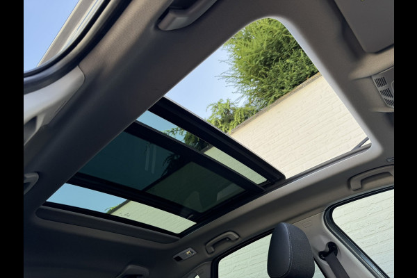 BMW 2 Serie Active Tourer 225xe iPerformance High Executive Camera Panodak Clima Stoelverw All-Season