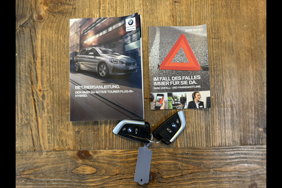 BMW 2 Serie Active Tourer 225xe iPerformance High Executive Camera Panodak Clima Stoelverw All-Season