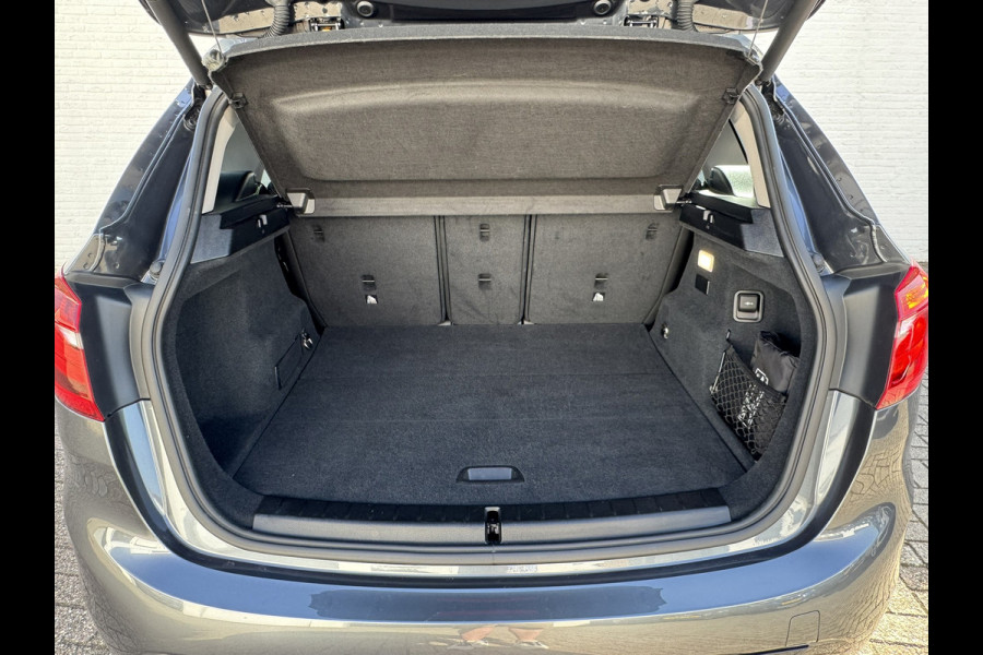 BMW 2 Serie Active Tourer 225xe iPerformance High Executive Camera Panodak Clima Stoelverw All-Season