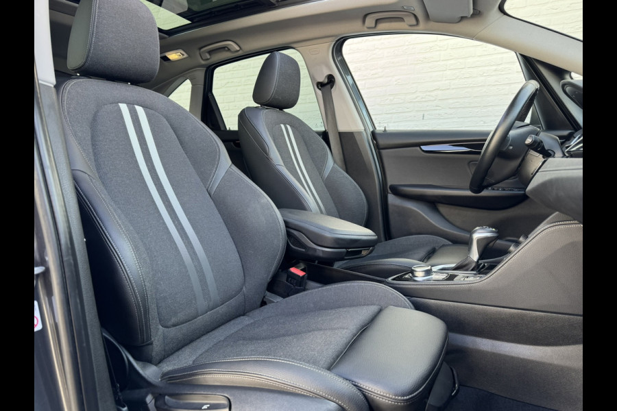 BMW 2 Serie Active Tourer 225xe iPerformance High Executive Camera Panodak Clima Stoelverw All-Season