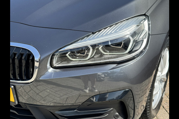 BMW 2 Serie Active Tourer 225xe iPerformance High Executive Camera Panodak Clima Stoelverw All-Season