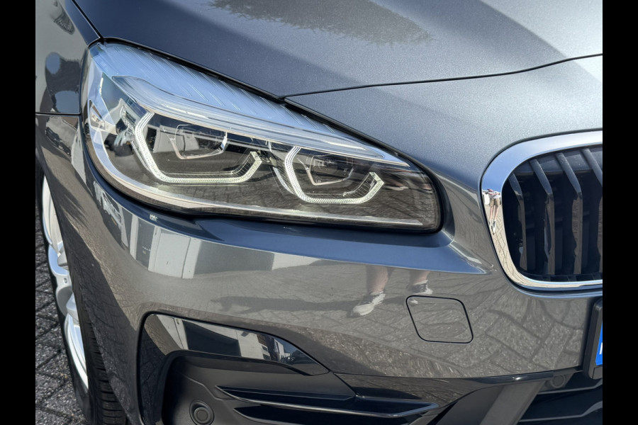 BMW 2 Serie Active Tourer 225xe iPerformance High Executive Camera Panodak Clima Stoelverw All-Season