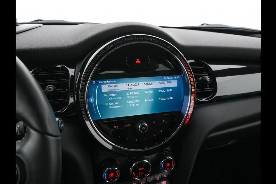 MINI Electric MINI Yours 33 kWh [3-Fase-11kW] {SoH-95%} (INCL-BTW) Aut. *HEATPUMP | LEATHER | HARMAN/KARDON | DIGI-COCKPIT | HEAD-UP | FULL-LED | NAVI-FULLMAP | HEATED-SPORTSEATS | DAB | CRUISE | KEYLESS | AMBIENTLIGHT | PRIVACY-GLASS | 17"ALU*