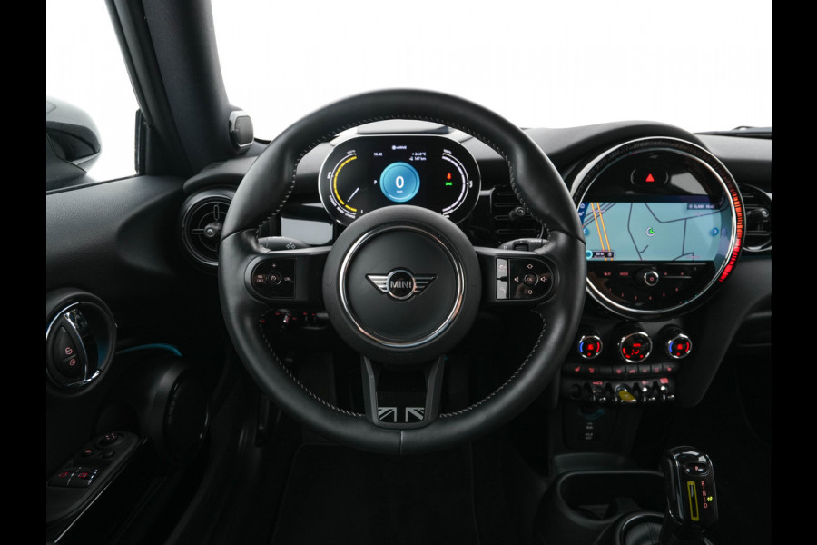 MINI Electric MINI Yours 33 kWh [3-Fase-11kW] {SoH-95%} (INCL-BTW) Aut. *HEATPUMP | LEATHER | HARMAN/KARDON | DIGI-COCKPIT | HEAD-UP | FULL-LED | NAVI-FULLMAP | HEATED-SPORTSEATS | DAB | CRUISE | KEYLESS | AMBIENTLIGHT | PRIVACY-GLASS | 17"ALU*