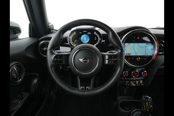 MINI Electric MINI Yours 33 kWh [3-Fase-11kW] {SoH-95%} (INCL-BTW) Aut. *HEATPUMP | LEATHER | HARMAN/KARDON | DIGI-COCKPIT | HEAD-UP | FULL-LED | NAVI-FULLMAP | HEATED-SPORTSEATS | DAB | CRUISE | KEYLESS | AMBIENTLIGHT | PRIVACY-GLASS | 17"ALU*