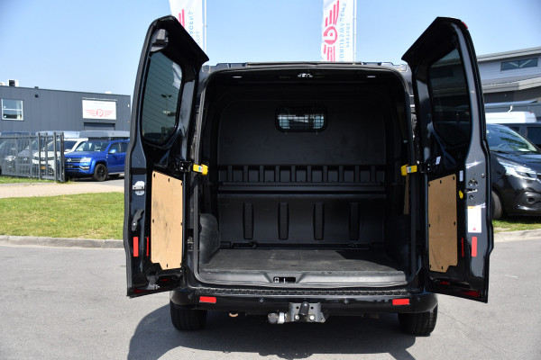 Ford Transit Custom 310 2.0 TDCI L1H1 Sport DC Camera, Cruise, Carplay, 170pk, LED, 2 x Schuifdeur, Trekhaak, Leder, Stoelverwarming,