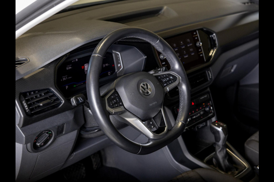 Volkswagen T-Cross 1.0 TSI Life 116pk / Navigatie / Stoelverwarming / Adaptieve cruise control / Apple carplay / Airco / Klimaatregeling /