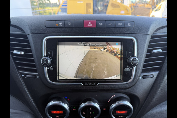 Iveco Daily 35C16 3.0 Laadklep Bakwagen Dubbellucht Climate Control Cruise Control Meubelbak Koffer