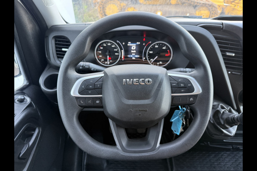 Iveco Daily 35C16 3.0 Laadklep Bakwagen Dubbellucht Climate Control Cruise Control Meubelbak Koffer