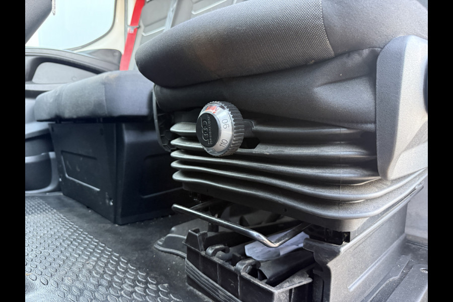 Iveco Daily 35C16 3.0 Laadklep Bakwagen Dubbellucht Climate Control Cruise Control Meubelbak Koffer