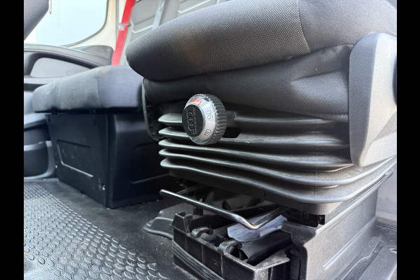 Iveco Daily 35C16 3.0 Laadklep Bakwagen Dubbellucht Climate Control Cruise Control Meubelbak Koffer