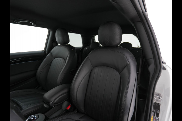 MINI Electric MINI Yours 33 kWh [3-Fase-11kW] {SoH-95%} (INCL-BTW) Aut. *HEATPUMP | LEATHER | HARMAN/KARDON | DIGI-COCKPIT | HEAD-UP | FULL-LED | NAVI-FULLMAP | HEATED-SPORTSEATS | DAB | CRUISE | KEYLESS | AMBIENTLIGHT | PRIVACY-GLASS | 17"ALU*