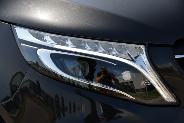 Mercedes-Benz Vito 116 CDI L2 PB Edition Camera, Adaptieve Cruise, Carplay, LED, 164pk, Automaat, Stoelverwarming, Leder, Trekhaak, Uniek!