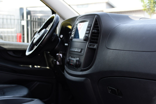 Mercedes-Benz Vito 116 CDI L2 PB Edition Camera, Adaptieve Cruise, Carplay, LED, 164pk, Automaat, Stoelverwarming, Leder, Trekhaak, Uniek!