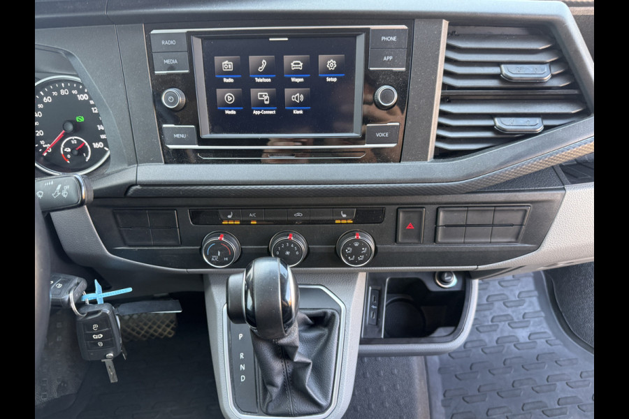 Volkswagen E-Transporter 113PK 37,3kWh L2H1 Elektrisch! 138KM WLTP Trekhaak Carplay Airco Stoelverwarming Parkeersensoren Transporter