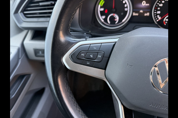 Volkswagen E-Transporter 113PK 37,3kWh L2H1 Elektrisch! 138KM WLTP Trekhaak Carplay Airco Stoelverwarming Parkeersensoren Transporter