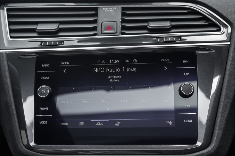 Volkswagen Tiguan 1.4 TSI eHybrid R-Line Black Pack Pano ACC 360° 20" Suzuka