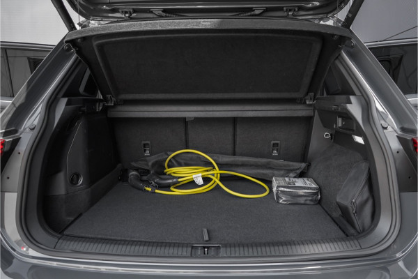 Volkswagen Tiguan 1.4 TSI eHybrid R-Line Black Pack Pano ACC 360° 20" Suzuka