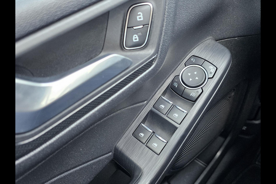 Ford Kuga 2.5 PHEV ST-Line X Trekhaak | 1.500 kg trekvermogen | Adaptive cruise control | Camera | Alcantara leder | Head up display | Elektrisch bedienbare achterklep etc.