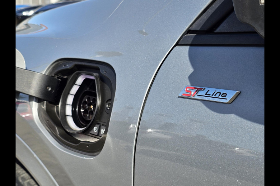 Ford Kuga 2.5 PHEV ST-Line X Trekhaak | 1.500 kg trekvermogen | Adaptive cruise control | Camera | Alcantara leder | Head up display | Elektrisch bedienbare achterklep etc.