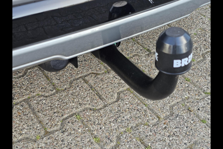 Ford Kuga 2.5 PHEV ST-Line X Trekhaak | 1.500 kg trekvermogen | Adaptive cruise control | Camera | Alcantara leder | Head up display | Elektrisch bedienbare achterklep etc.