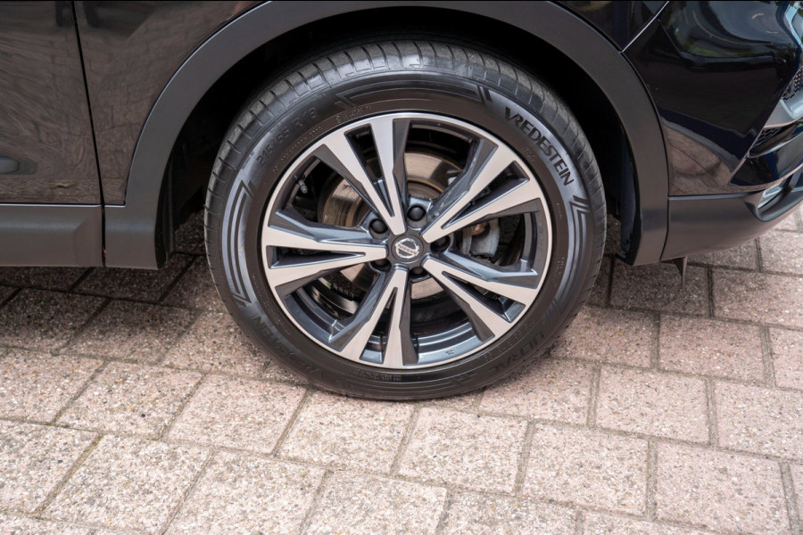 Nissan QASHQAI 1.2 N-Connecta|Prijs rijklaar incl. 12 mnd garantie| Automaat Panodak Trekhaak 360 Camera Navi
