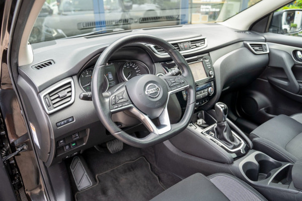 Nissan QASHQAI 1.2 N-Connecta|Prijs rijklaar incl. 12 mnd garantie| Automaat Panodak Trekhaak 360 Camera Navi