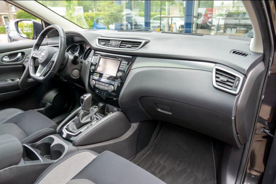 Nissan QASHQAI 1.2 N-Connecta|Prijs rijklaar incl. 12 mnd garantie| Automaat Panodak Trekhaak 360 Camera Navi