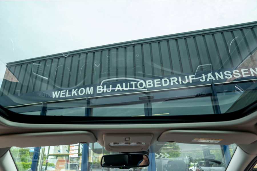 Nissan QASHQAI 1.2 N-Connecta|Prijs rijklaar incl. 12 mnd garantie| Automaat Panodak Trekhaak 360 Camera Navi