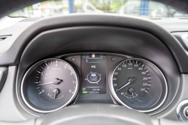 Nissan QASHQAI 1.2 N-Connecta|Prijs rijklaar incl. 12 mnd garantie| Automaat Panodak Trekhaak 360 Camera Navi