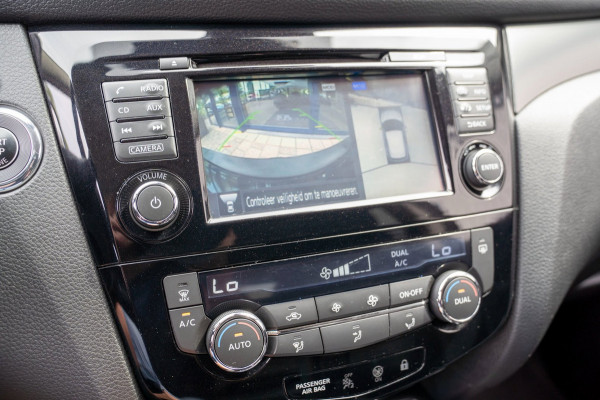 Nissan QASHQAI 1.2 N-Connecta|Prijs rijklaar incl. 12 mnd garantie| Automaat Panodak Trekhaak 360 Camera Navi
