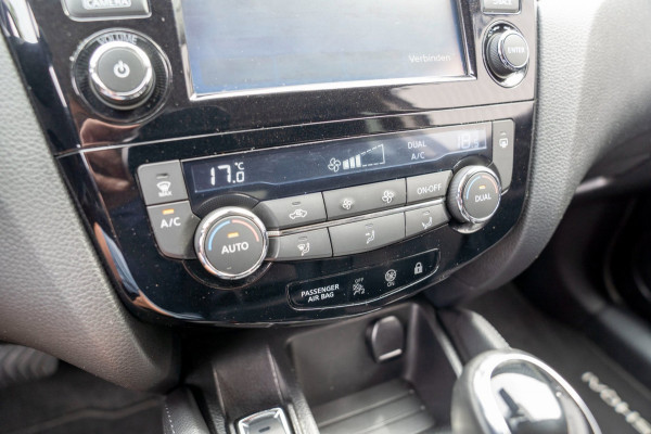 Nissan QASHQAI 1.2 N-Connecta|Prijs rijklaar incl. 12 mnd garantie| Automaat Panodak Trekhaak 360 Camera Navi