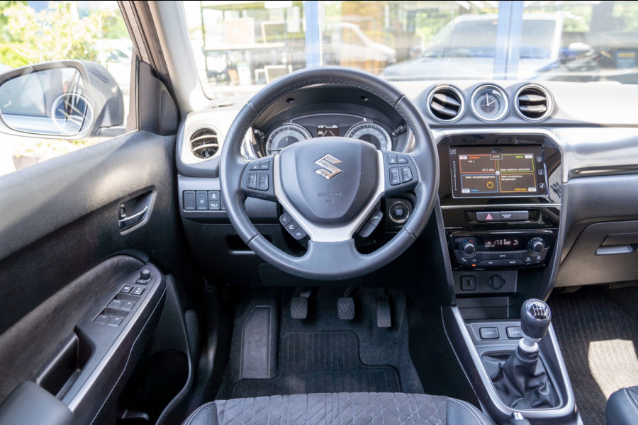Suzuki Vitara 1.4 Boosterjet Select Smart Hybrid|Prijs rijklaar incl 12 mnd garantie|Trekhaak Camera Stoelverwarming Clima