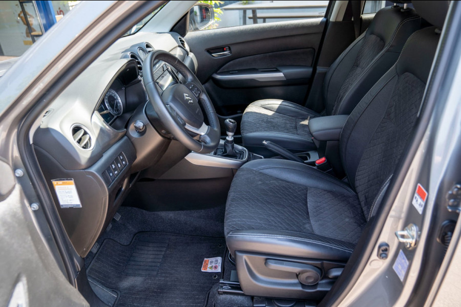 Suzuki Vitara 1.4 Boosterjet Select Smart Hybrid|Prijs rijklaar incl 12 mnd garantie|Trekhaak Camera Stoelverwarming Clima