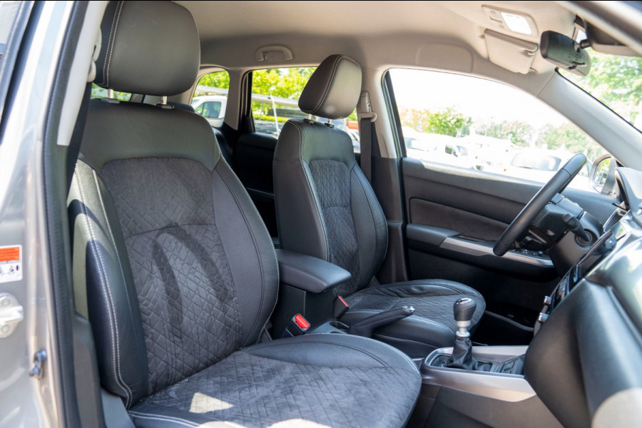 Suzuki Vitara 1.4 Boosterjet Select Smart Hybrid|Prijs rijklaar incl 12 mnd garantie|Trekhaak Camera Stoelverwarming Clima