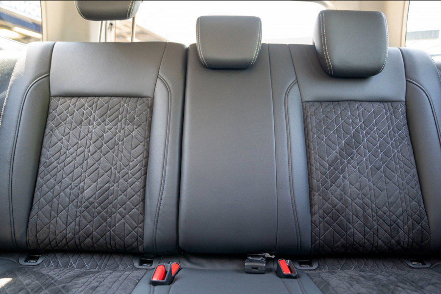 Suzuki Vitara 1.4 Boosterjet Select Smart Hybrid|Prijs rijklaar incl 12 mnd garantie|Trekhaak Camera Stoelverwarming Clima