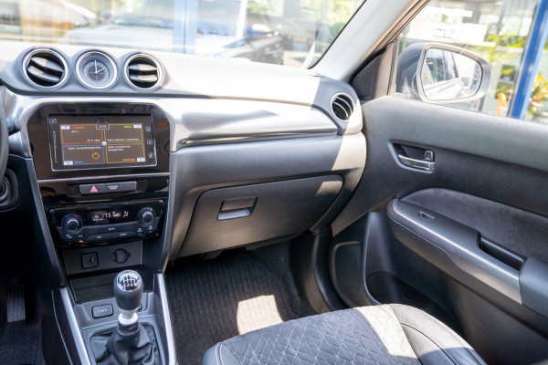 Suzuki Vitara 1.4 Boosterjet Select Smart Hybrid|Prijs rijklaar incl 12 mnd garantie|Trekhaak Camera Stoelverwarming Clima