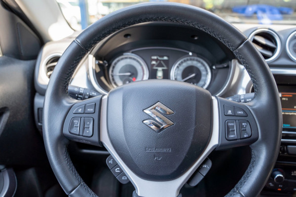 Suzuki Vitara 1.4 Boosterjet Select Smart Hybrid|Prijs rijklaar incl 12 mnd garantie|Trekhaak Camera Stoelverwarming Clima