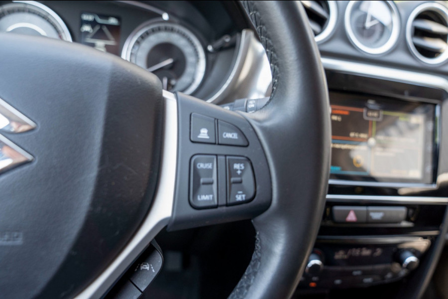 Suzuki Vitara 1.4 Boosterjet Select Smart Hybrid|Prijs rijklaar incl 12 mnd garantie|Trekhaak Camera Stoelverwarming Clima
