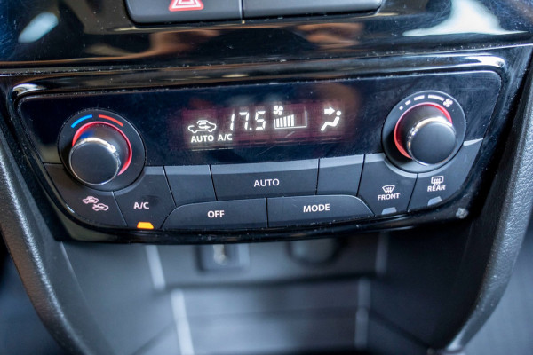 Suzuki Vitara 1.4 Boosterjet Select Smart Hybrid|Prijs rijklaar incl 12 mnd garantie|Trekhaak Camera Stoelverwarming Clima