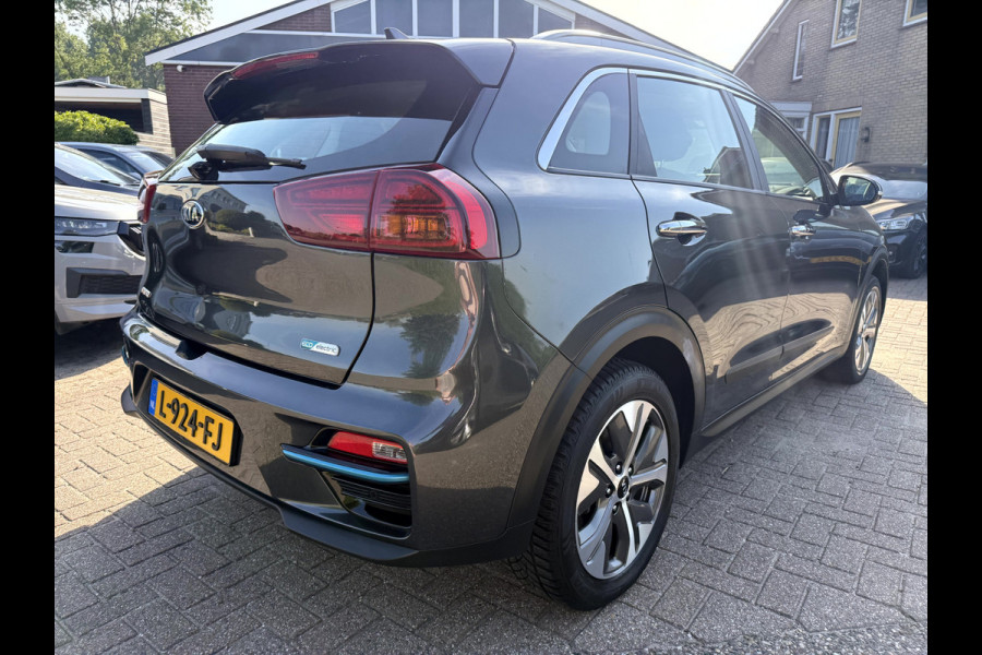 Kia e-Niro DynamicLine 64 kWh SOH 95.2% 3 Fase, Camera, App Connect