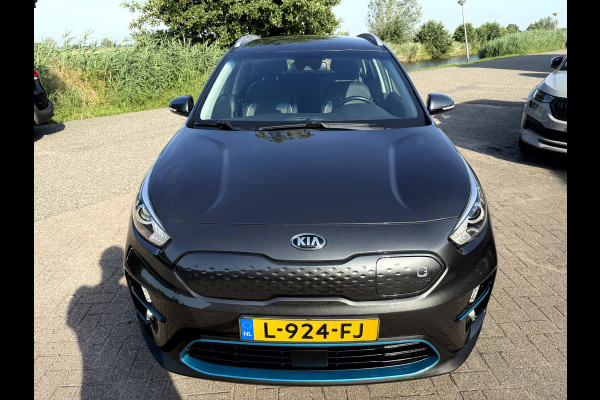 Kia e-Niro DynamicLine 64 kWh SOH 95.2% 3 Fase, Camera, App Connect