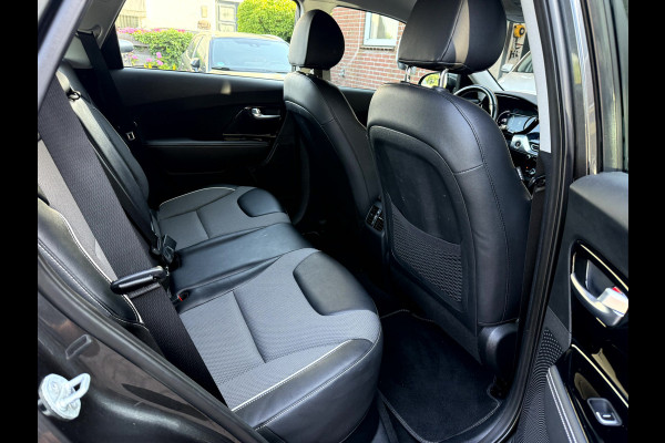 Kia e-Niro DynamicLine 64 kWh SOH 95.2% 3 Fase, Camera, App Connect
