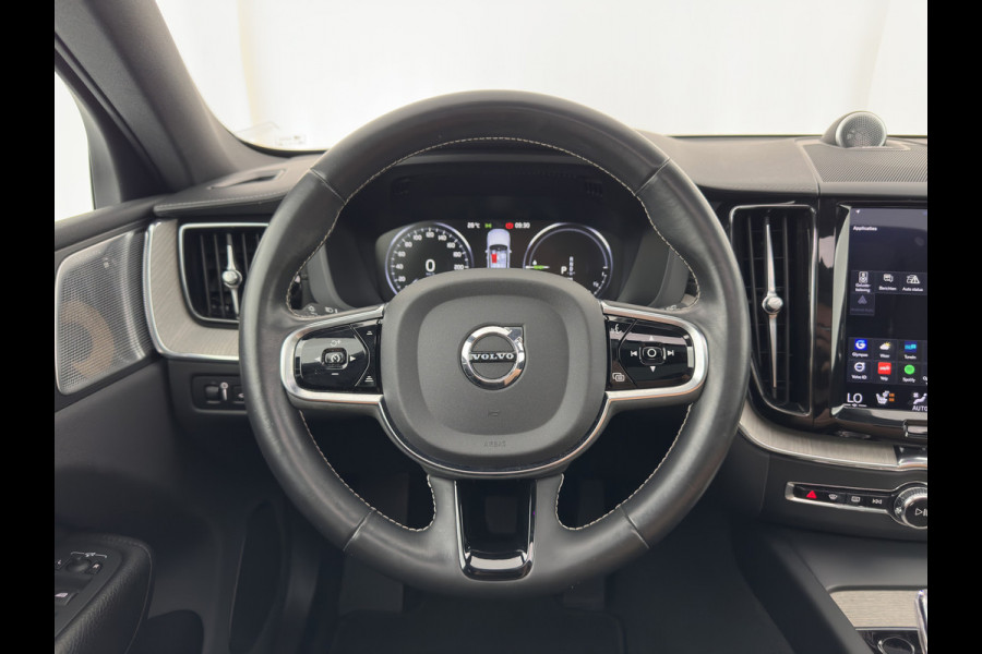 Volvo XC60 2.0 T8 Twin Engine Inscription AWD (Plug-In) *PANO | LEATHER | FULL-LED | BOWERS&WILKINS | MEMORY-PACK | BLINDSPOT | DIGI-COCKPIT | HEATED-COMFORTSEATS | TOPVIEW | NAVI-FULLMAP | ECC | PDC | HEAD-UP |  TOWBAR | 20''ALU *