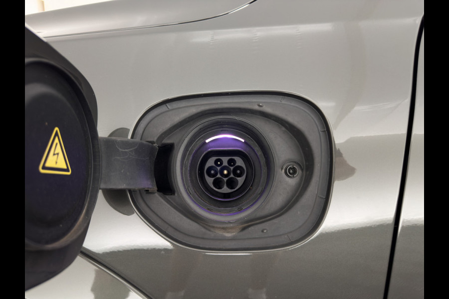 Volvo XC60 2.0 T8 Twin Engine Inscription AWD (Plug-In) *PANO | LEATHER | FULL-LED | BOWERS&WILKINS | MEMORY-PACK | BLINDSPOT | DIGI-COCKPIT | HEATED-COMFORTSEATS | TOPVIEW | NAVI-FULLMAP | ECC | PDC | HEAD-UP |  TOWBAR | 20''ALU *