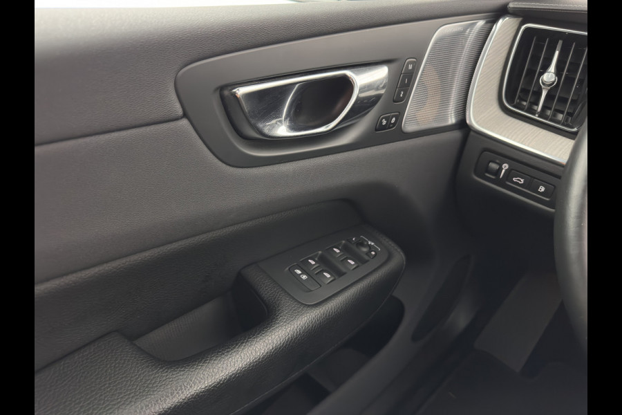 Volvo XC60 2.0 T8 Twin Engine Inscription AWD (Plug-In) *PANO | LEATHER | FULL-LED | BOWERS&WILKINS | MEMORY-PACK | BLINDSPOT | DIGI-COCKPIT | HEATED-COMFORTSEATS | TOPVIEW | NAVI-FULLMAP | ECC | PDC | HEAD-UP |  TOWBAR | 20''ALU *