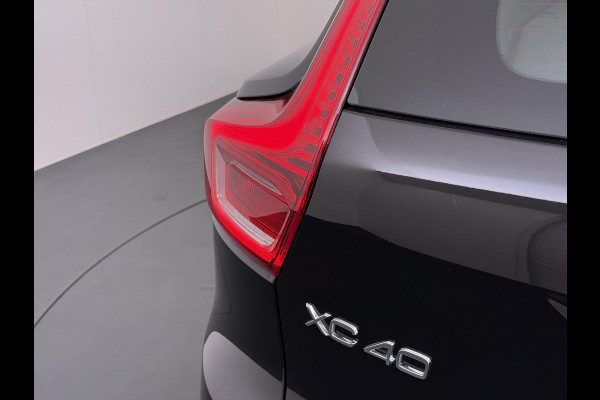 Volvo XC40 1.5 T5 Recharge PLUS BRIGHT VAN: 35.900,- VOOR: 33.877,- UW WKVOORDEEL: 2.023,- | HARMAN KARDON | ELECTR. STOELEN | UNIEKE KMSTAND | CAMERA | ELECTR. ACHTERKLEP | RIJKLAAR INCL. 12 MND BOVAG GARANTIE