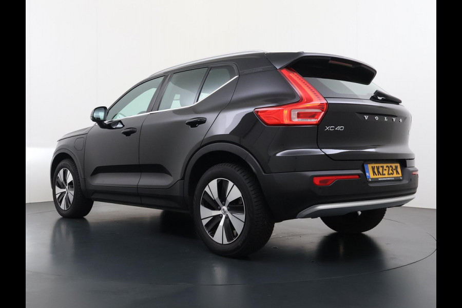 Volvo XC40 1.5 T5 Recharge PLUS BRIGHT VAN: 35.900,- VOOR: 33.877,- UW WKVOORDEEL: 2.023,- | HARMAN KARDON | ELECTR. STOELEN | UNIEKE KMSTAND | CAMERA | ELECTR. ACHTERKLEP | RIJKLAAR INCL. 12 MND BOVAG GARANTIE