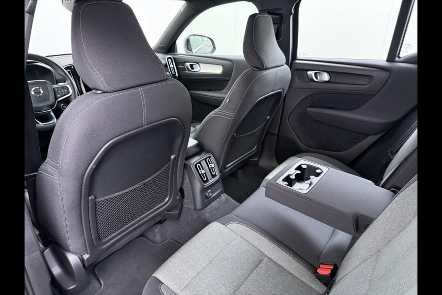 Volvo XC40 1.5 T5 Recharge PLUS BRIGHT VAN: 35.900,- VOOR: 33.877,- UW WKVOORDEEL: 2.023,- | HARMAN KARDON | ELECTR. STOELEN | UNIEKE KMSTAND | CAMERA | ELECTR. ACHTERKLEP | RIJKLAAR INCL. 12 MND BOVAG GARANTIE